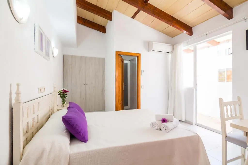 Garau Petit Hotel El Arenal  0*, El Arenal (Mallorca) Spain